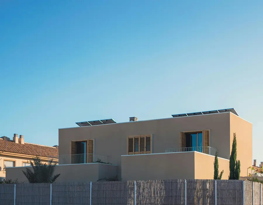 Solárne panely na streche